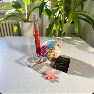 The Pioneer Woman Multi-Color Floral Sewing Kit With Case NEW